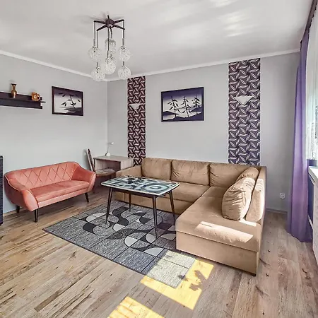 Casa de Férias 2 Bedroom Cozy In Estetino